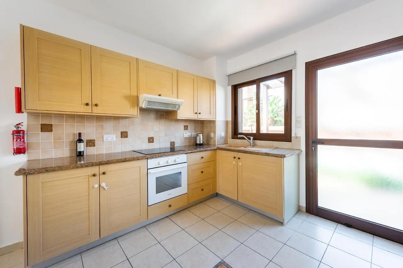 Villa Iris By Ezoria Villas Ayia Napa