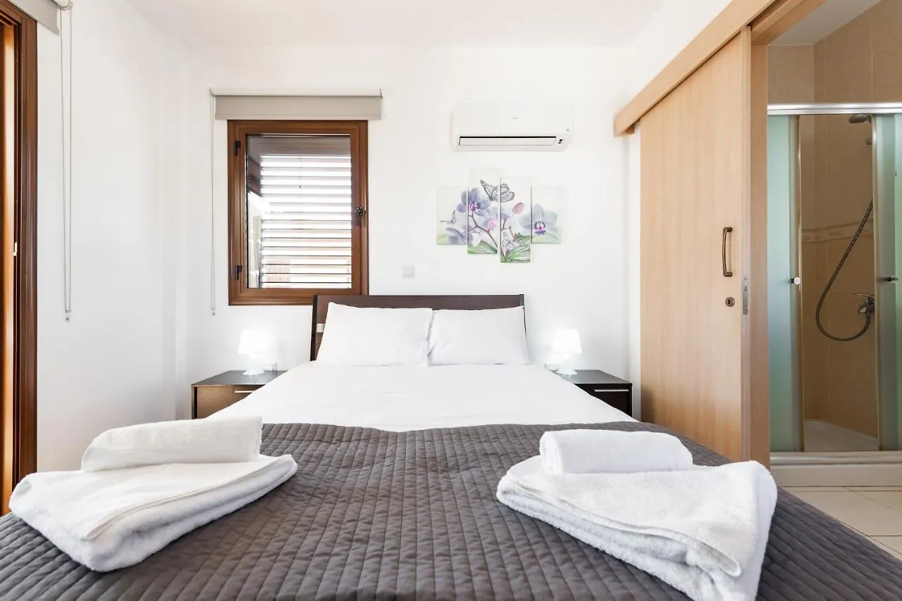 Villa Iris By Ezoria Villas Ayia Napa