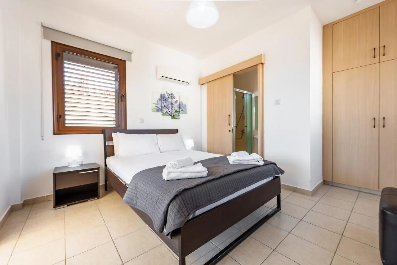 Villa Iris By Ezoria Villas Ayia Napa